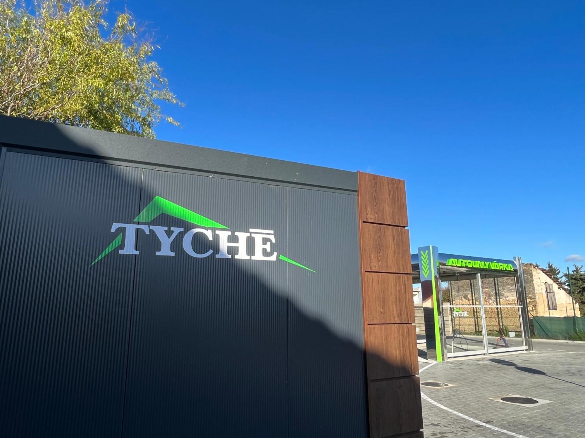 Penzión Tyché Surany Exterior foto